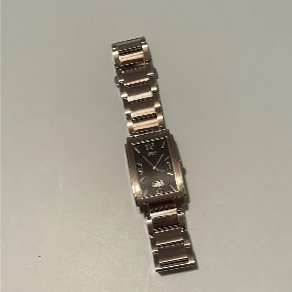 Guess Men’s Black Dial Stainless Steel Rectangular Watch